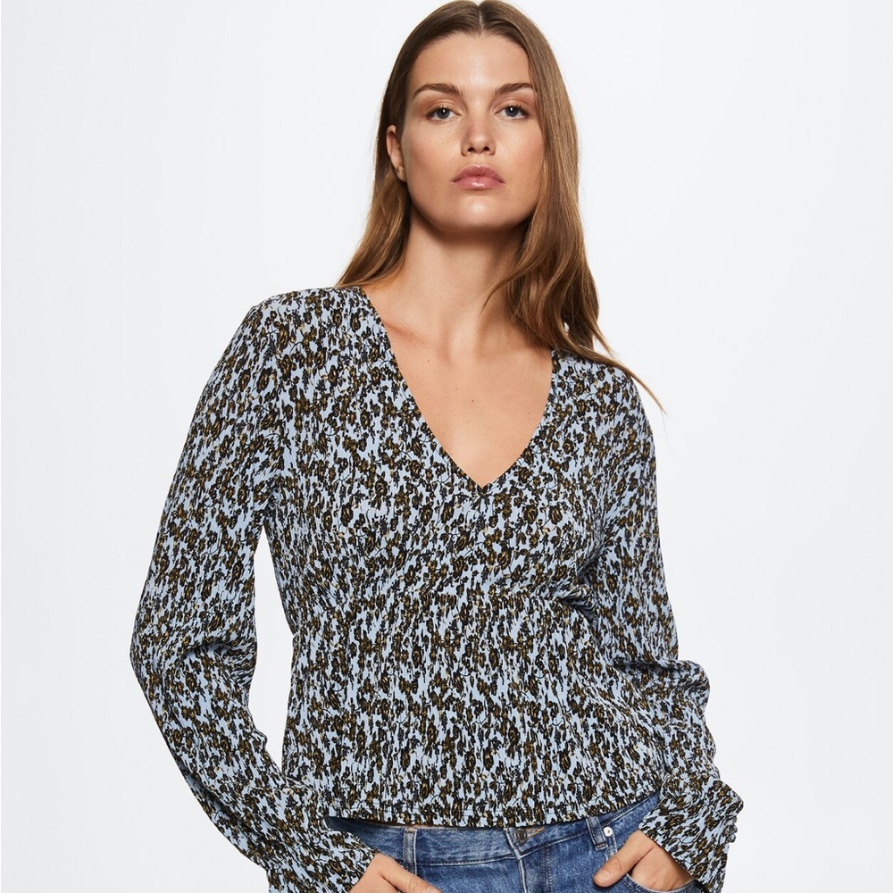 Mango Flowy textured blouse-Size Small